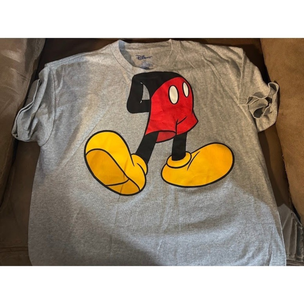 Disney Mickey Mouse Graphic T-Shirt Gray Red Shorts Yellow Shoes Kids XL 14/16